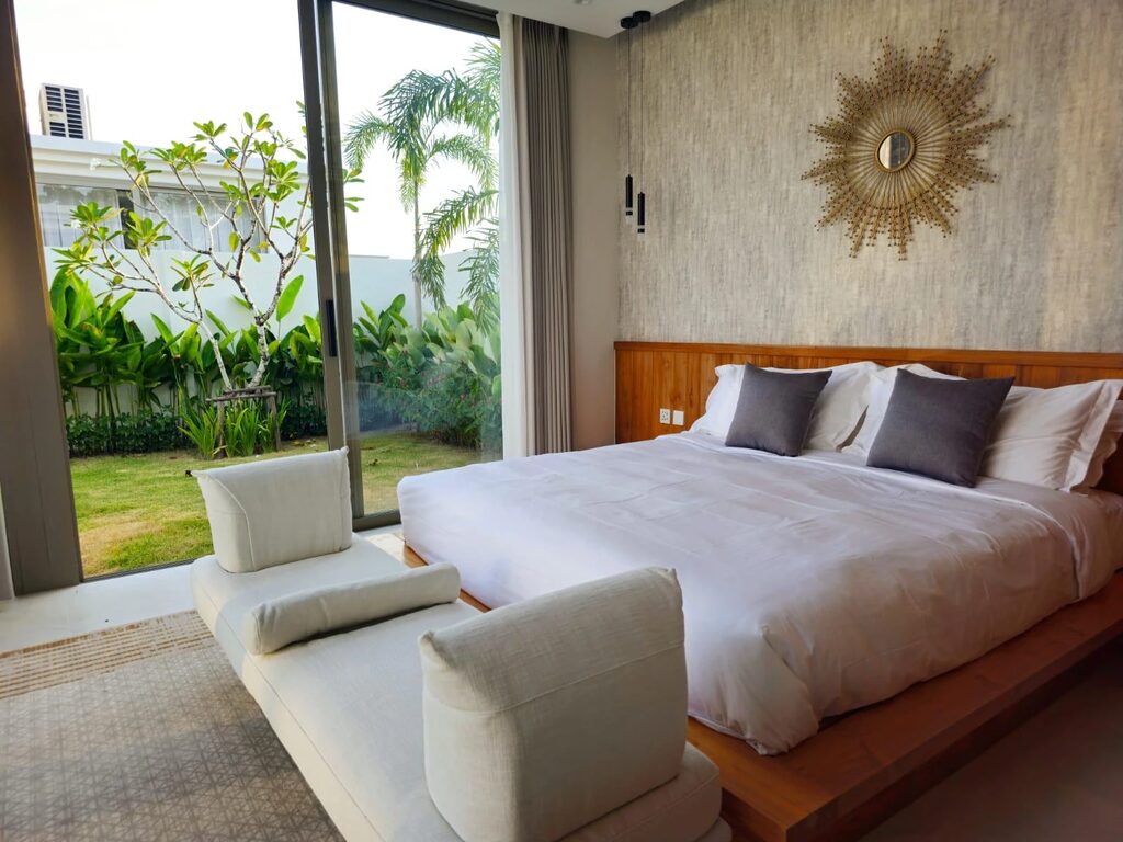 Asherah Villa, 3