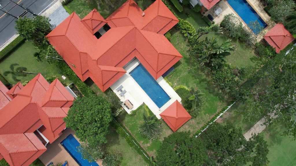 Laguna Homes 57/12, 2