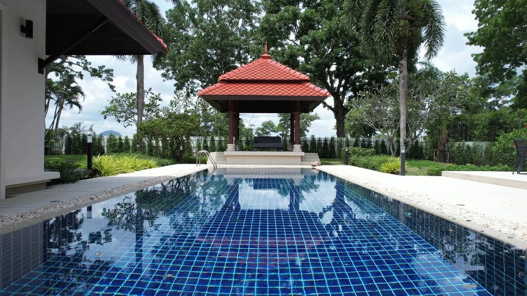 Laguna Homes 57/12, 3