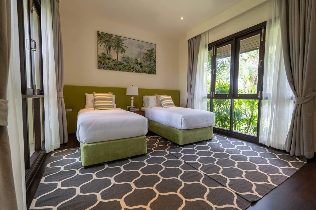Laguna Homes 57/12, 9