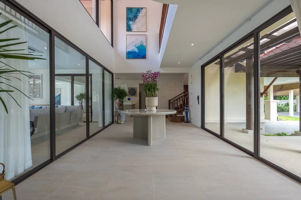 Laguna Homes 57/19, 4