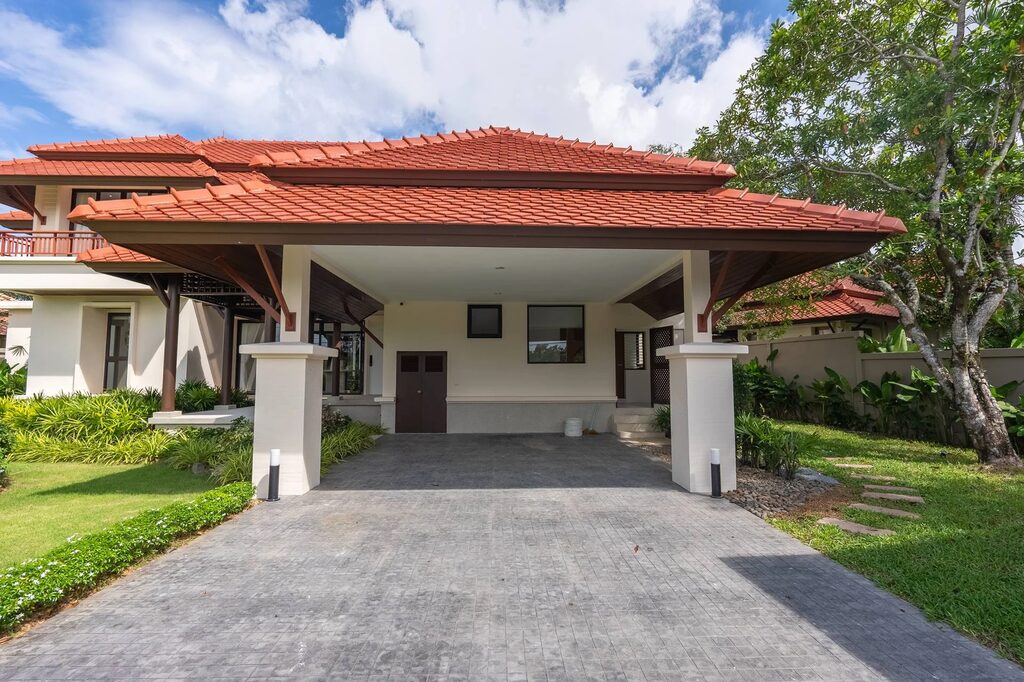 Laguna Homes 57/19, 13
