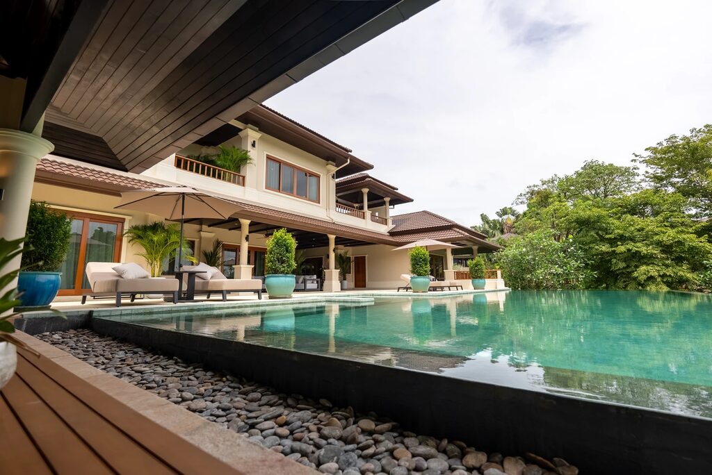 Lakewood Villa 1, 19