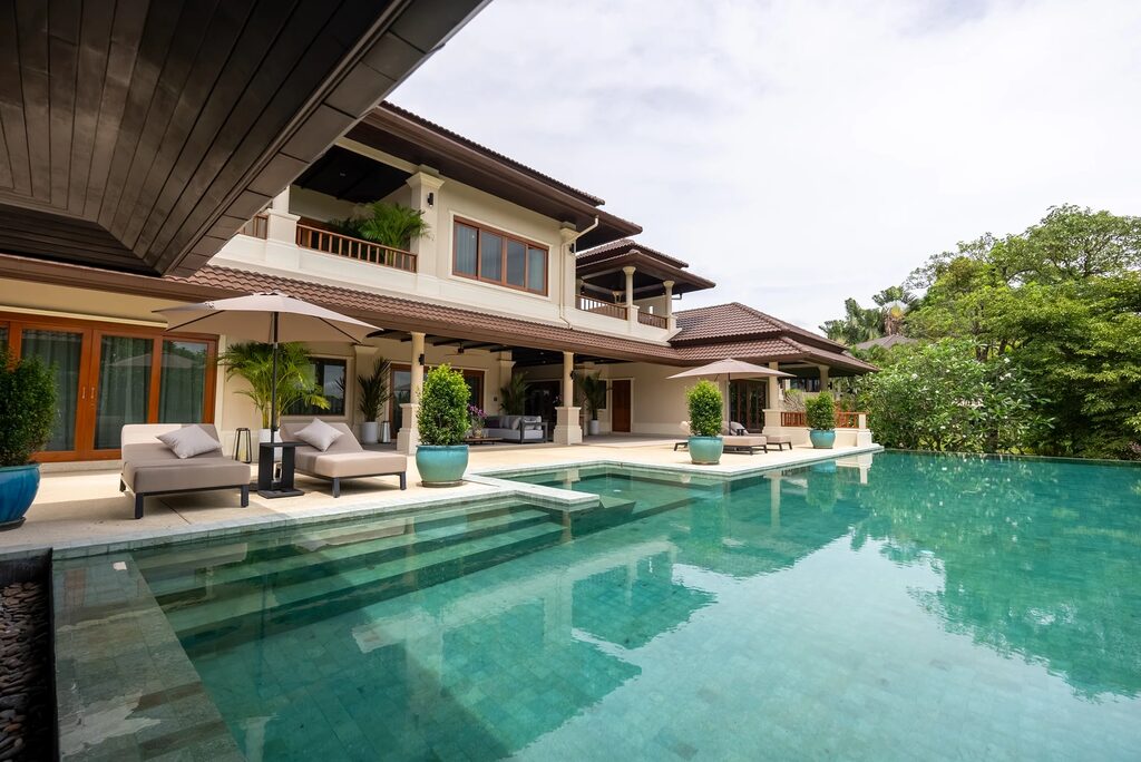Lakewood Villa 1, 21