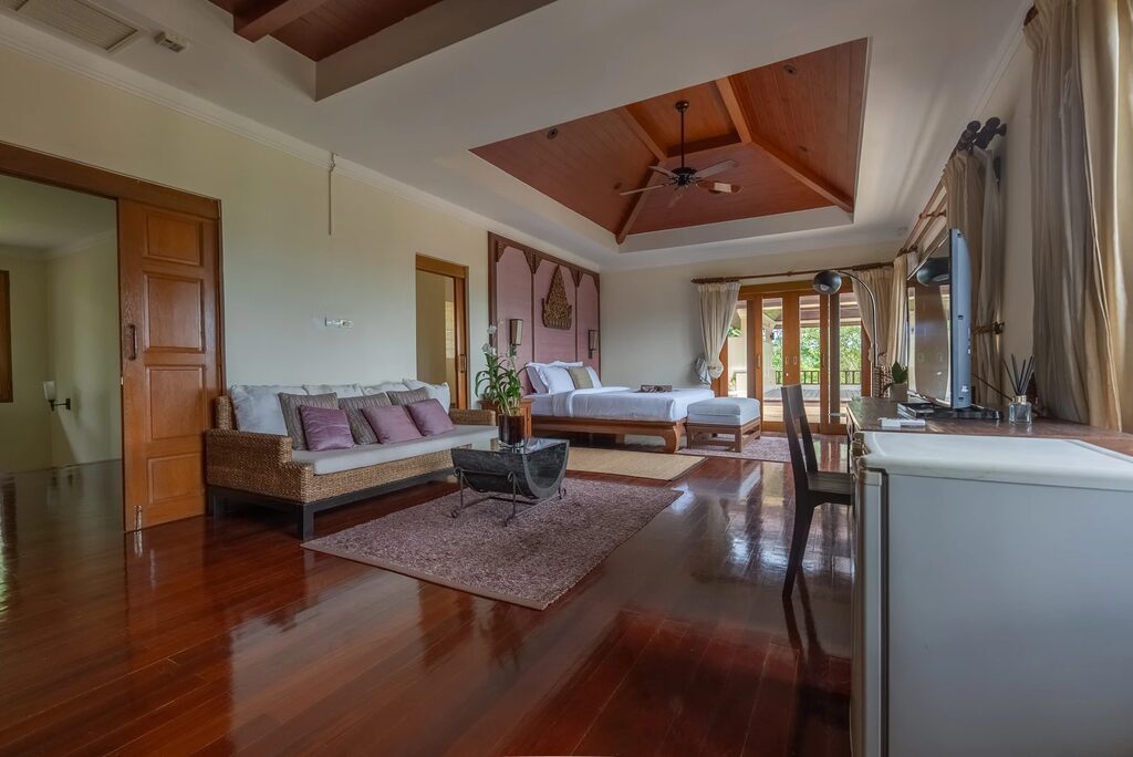 Lakewood Villa 5, 16