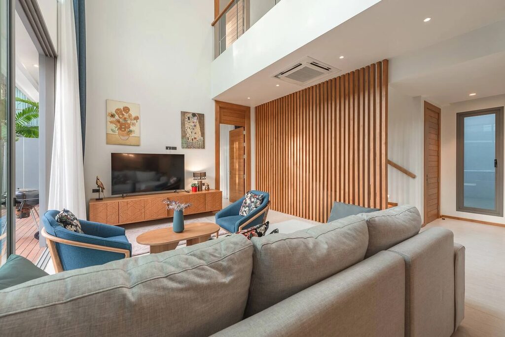 Teak, 10